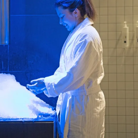Alexia Badrock velour med sjalkrage