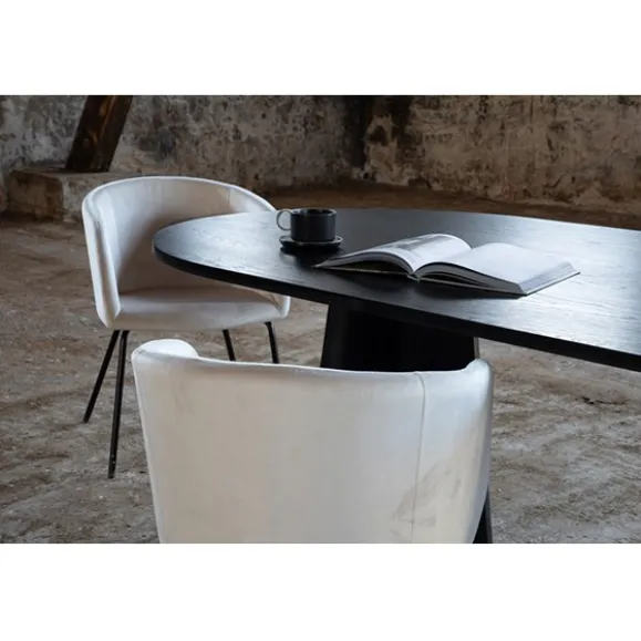 Bootcut oval matbord