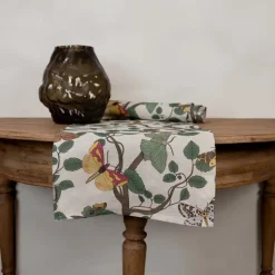 Bordslöpare Nattfjäril