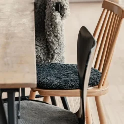 Jill stolsdyna i fårskinn vadderad