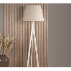 Kona golvlampa
