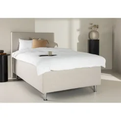 Mesa säng