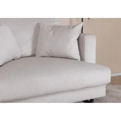 Sofia Loveseat