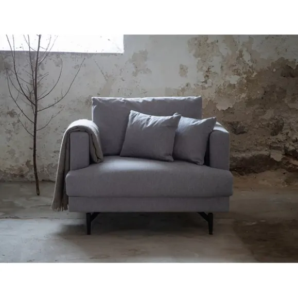 Sofia Loveseat